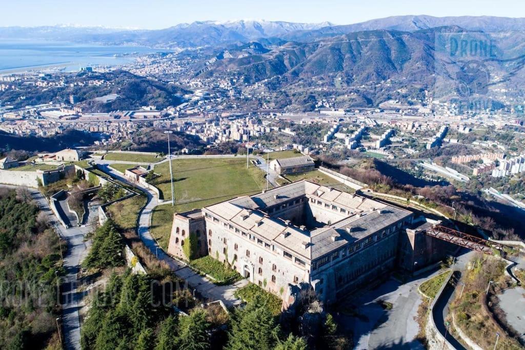 Forti Genova-Free Parking Castellaccio Apartment ภายนอก รูปภาพ